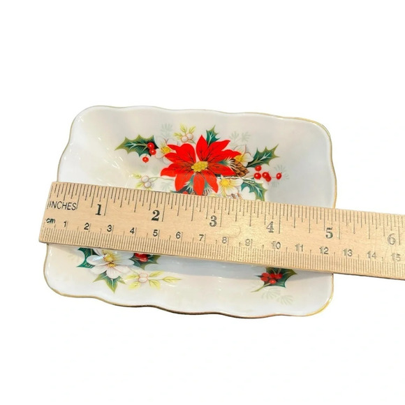 Royal Albert Yuletide Rectangular Trinket Soap Dish - Picture 2 of 5